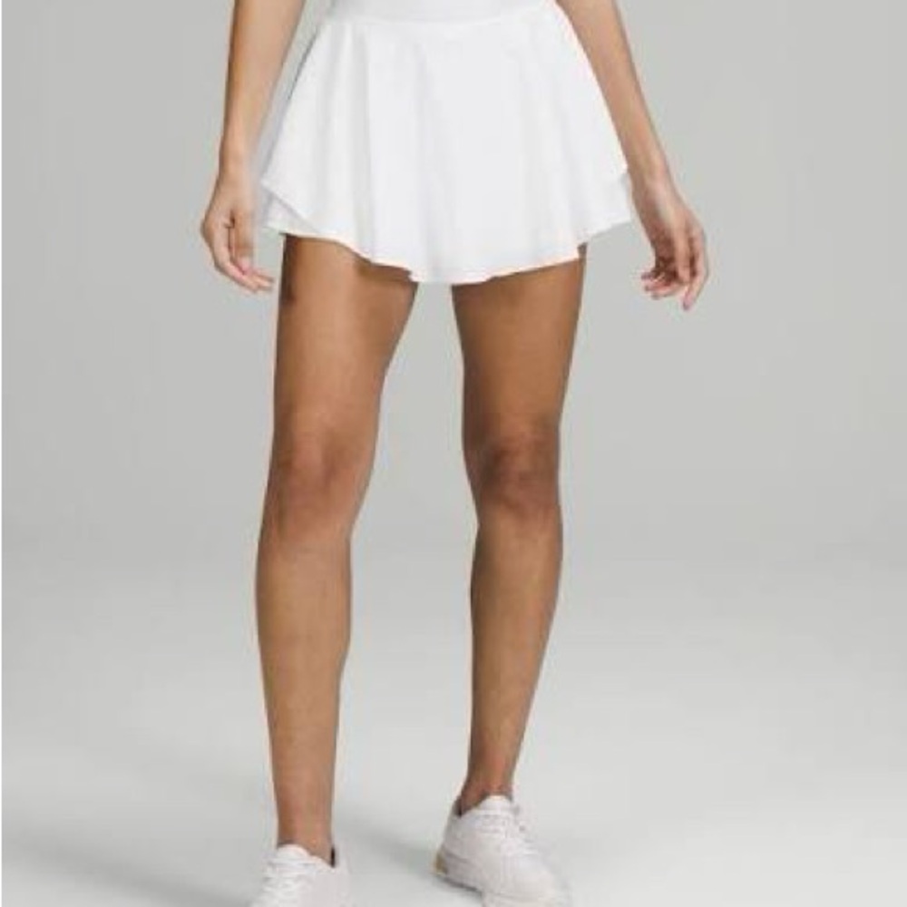 Lululemon Athletica White Skater Mini Skirt